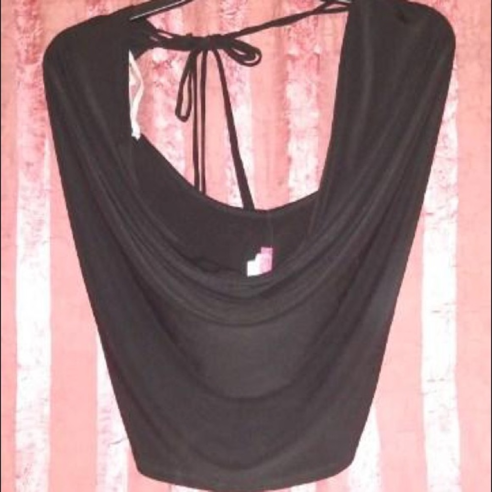 Very cute top!